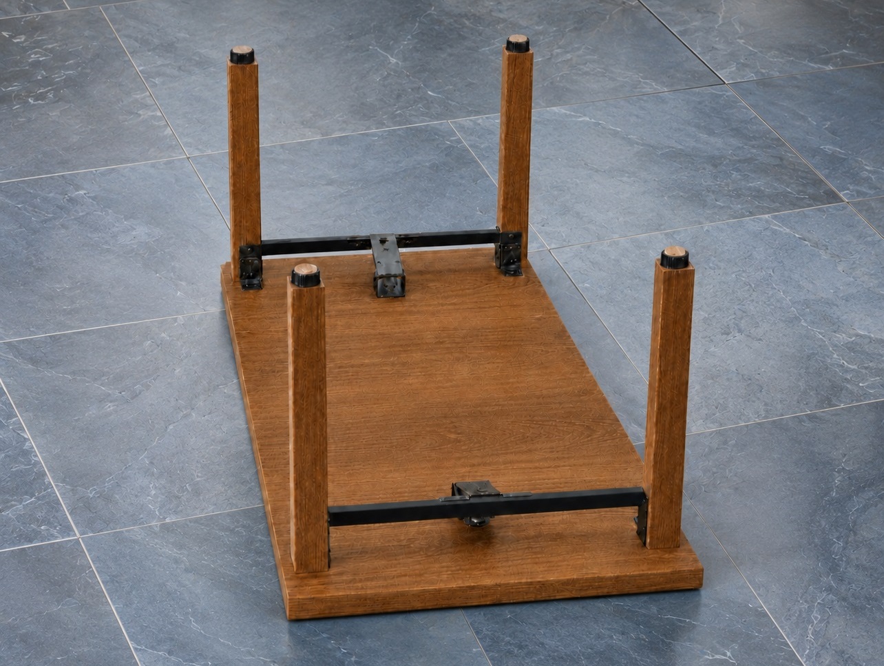 4 piezas de ajuste robusto para muebles, capacidad de carga: 600 kg (1323 lbs), superficie: negra, ⌀25 mm (63/64"), versión: con almohadilla de fieltro, B573-25-BK. Base ajustable para muebles, mesas, armarios, patas de mesa y mucho más, por Kojima (Japón) - Imagen 6